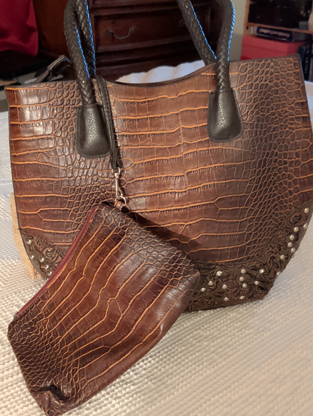 Brown Croc-Embossed Tote Bag with Matching Pouch